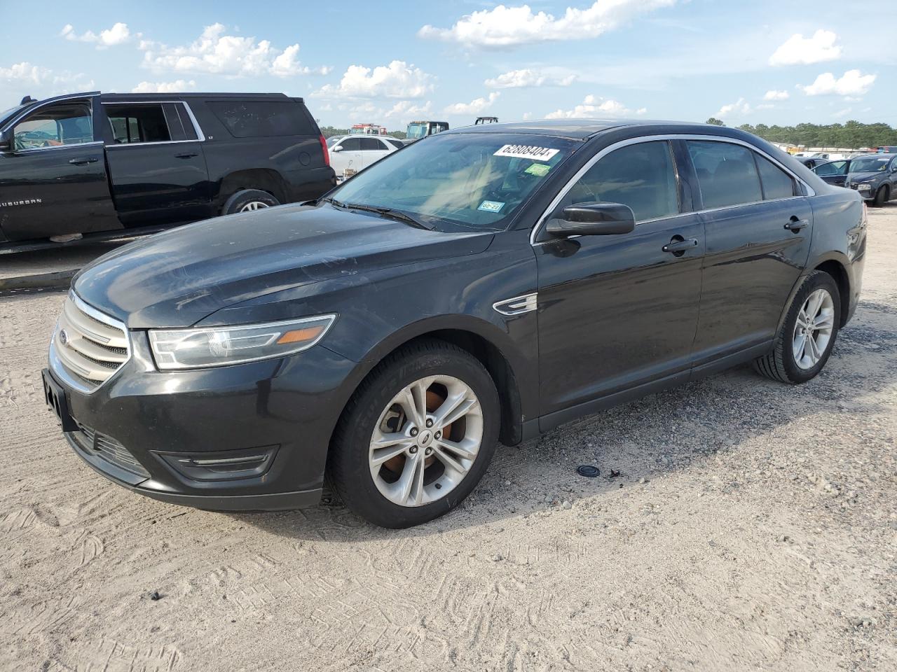 Lot #2770923415 2015 FORD TAURUS SEL