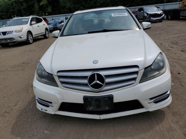 VIN WDDGF8AB9DG115694 2013 Mercedes-Benz C-Class, 3... no.5