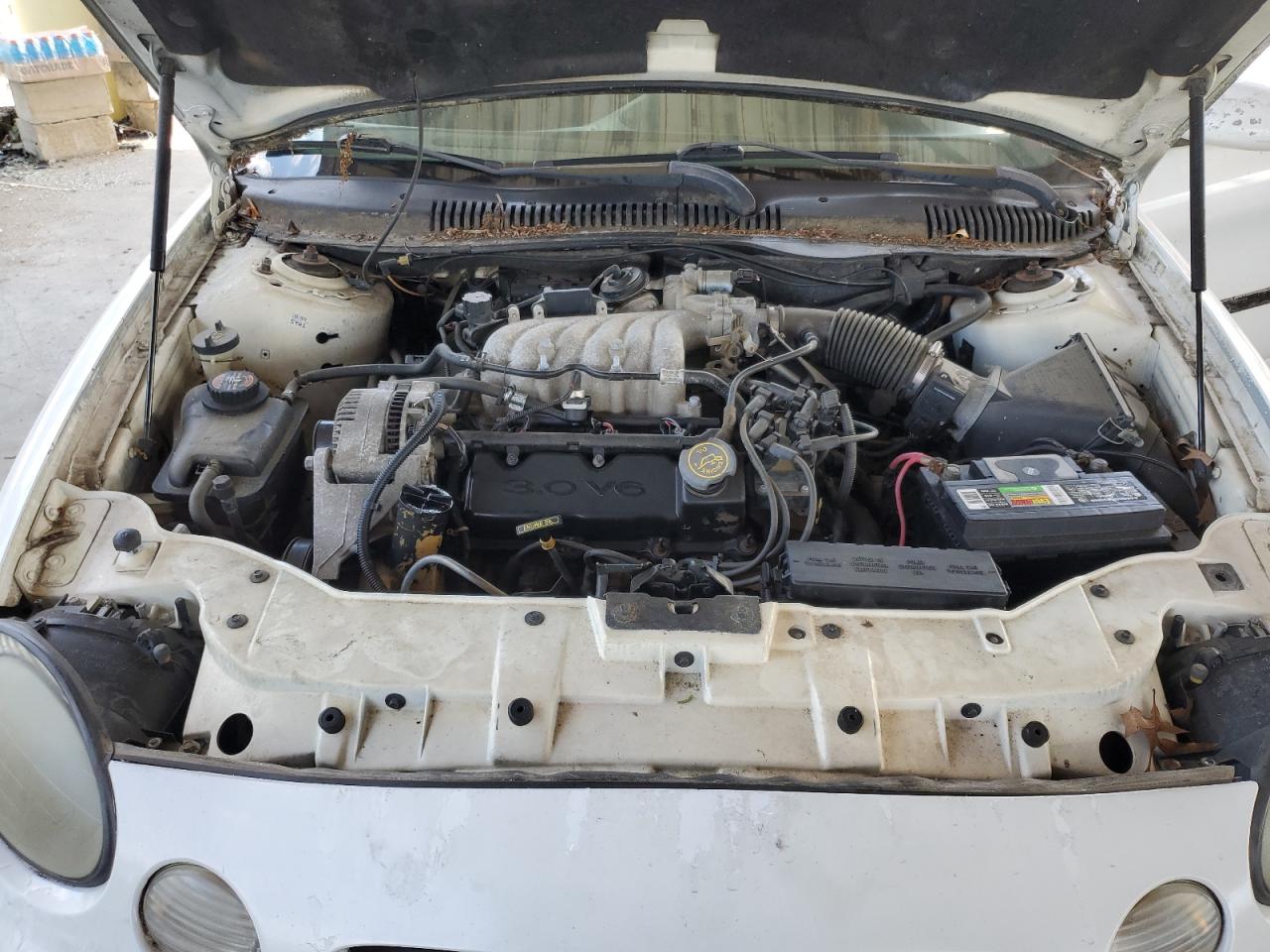 1FAFP53U0XA175554 1999 Ford Taurus Se