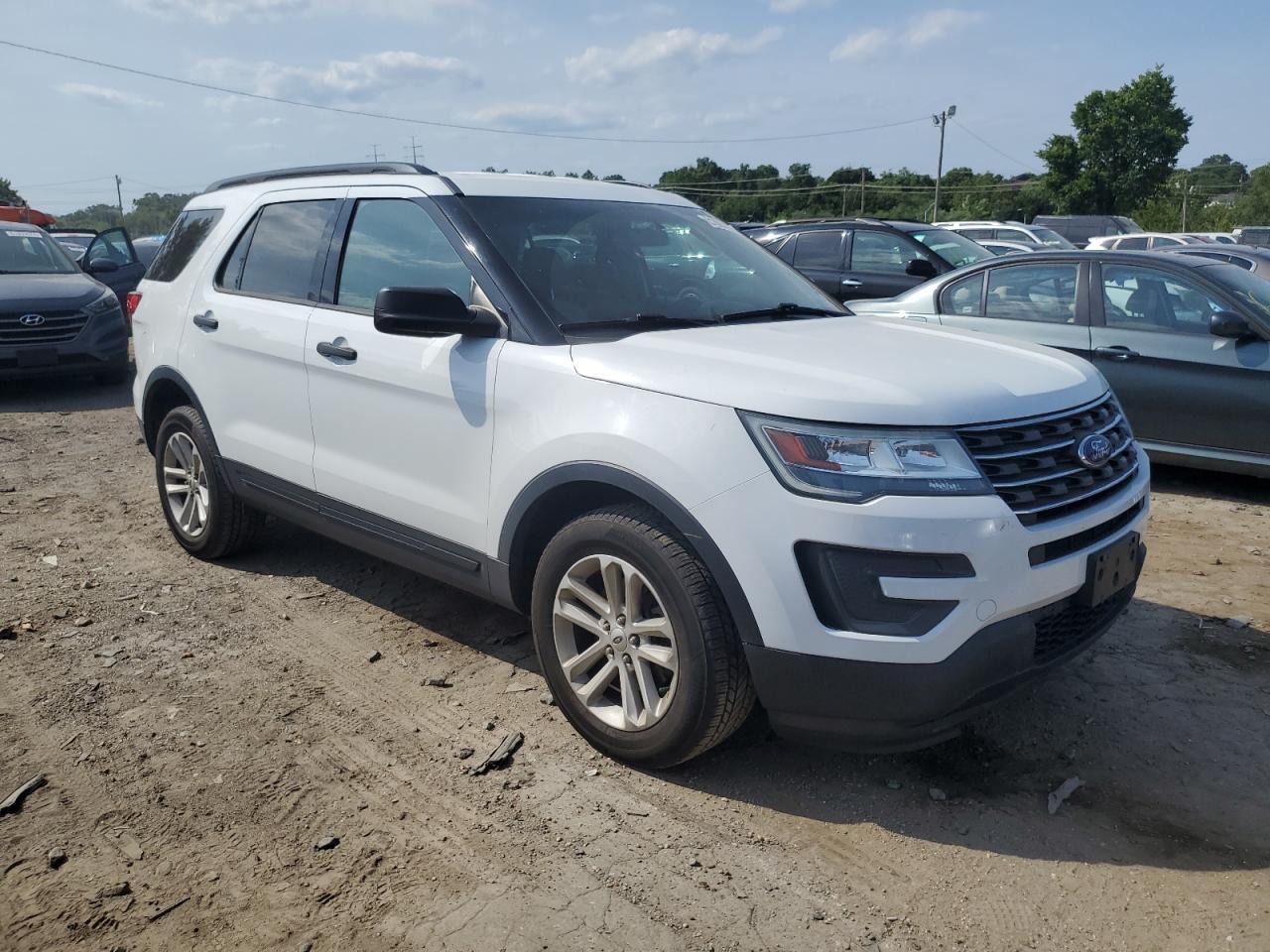 2016 Ford Explorer vin: 1FM5K8BH5GGB92627