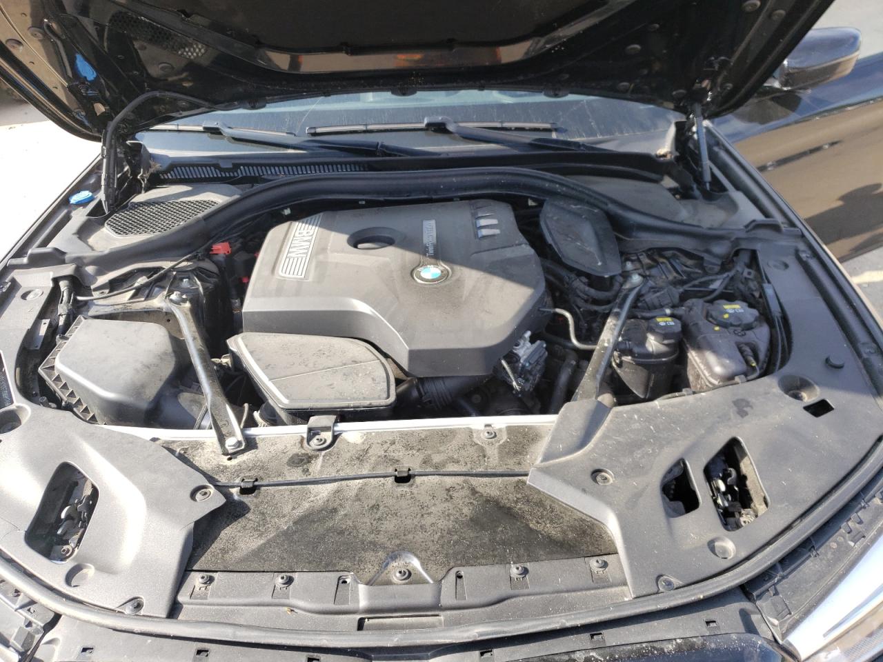 WBAJA7C57JG908176 2018 BMW 530 Xi