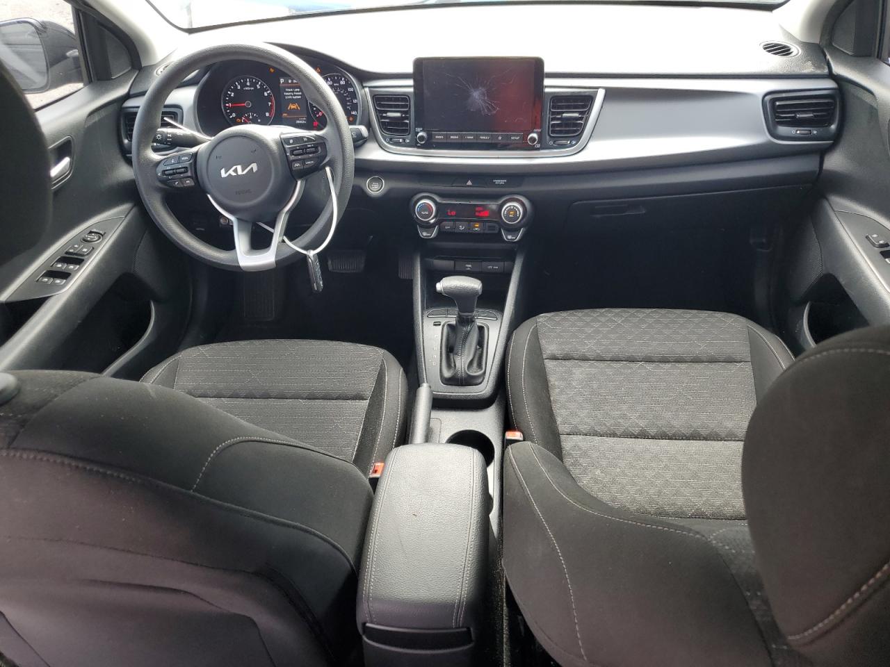 3KPA24AD1NE454960 2022 Kia Rio Lx