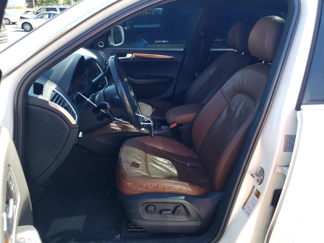 WA1VKAFP2AA012084 2010 Audi Q5 Prestige