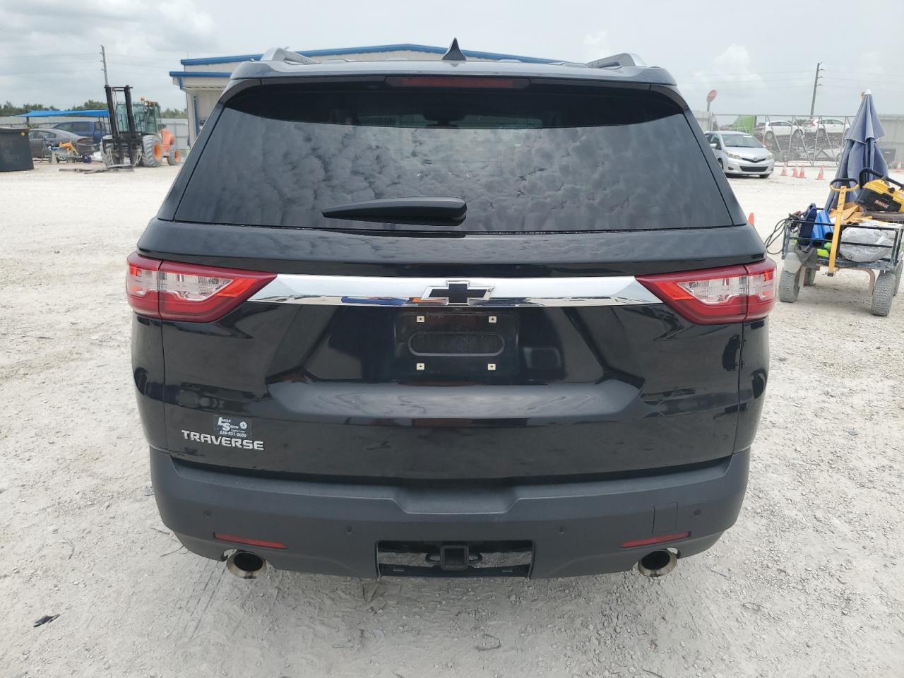 1GNERGKW7JJ203654 2018 Chevrolet Traverse Lt