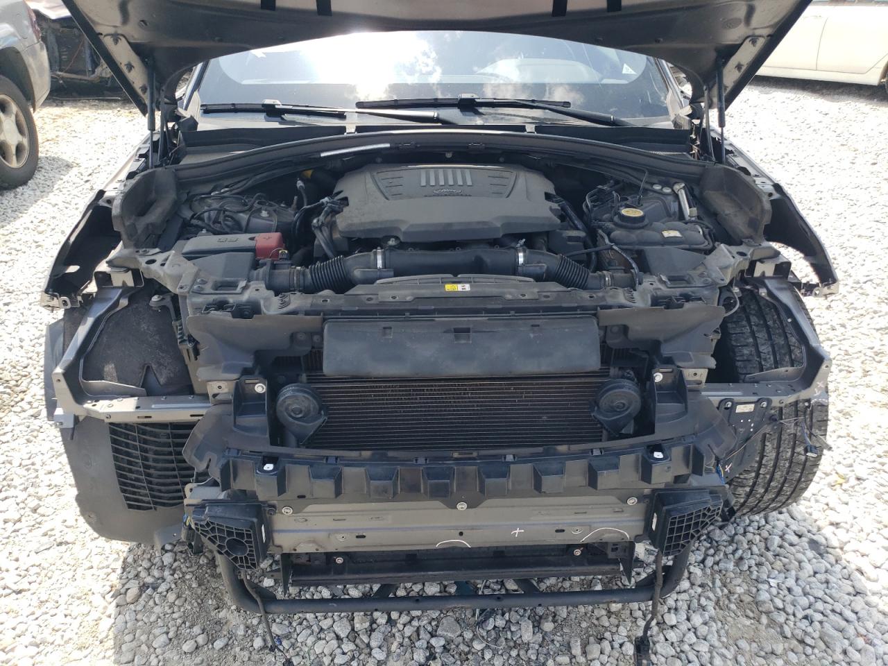 SALYB2FVXKA213636 2019 Land Rover Range Rover Velar S