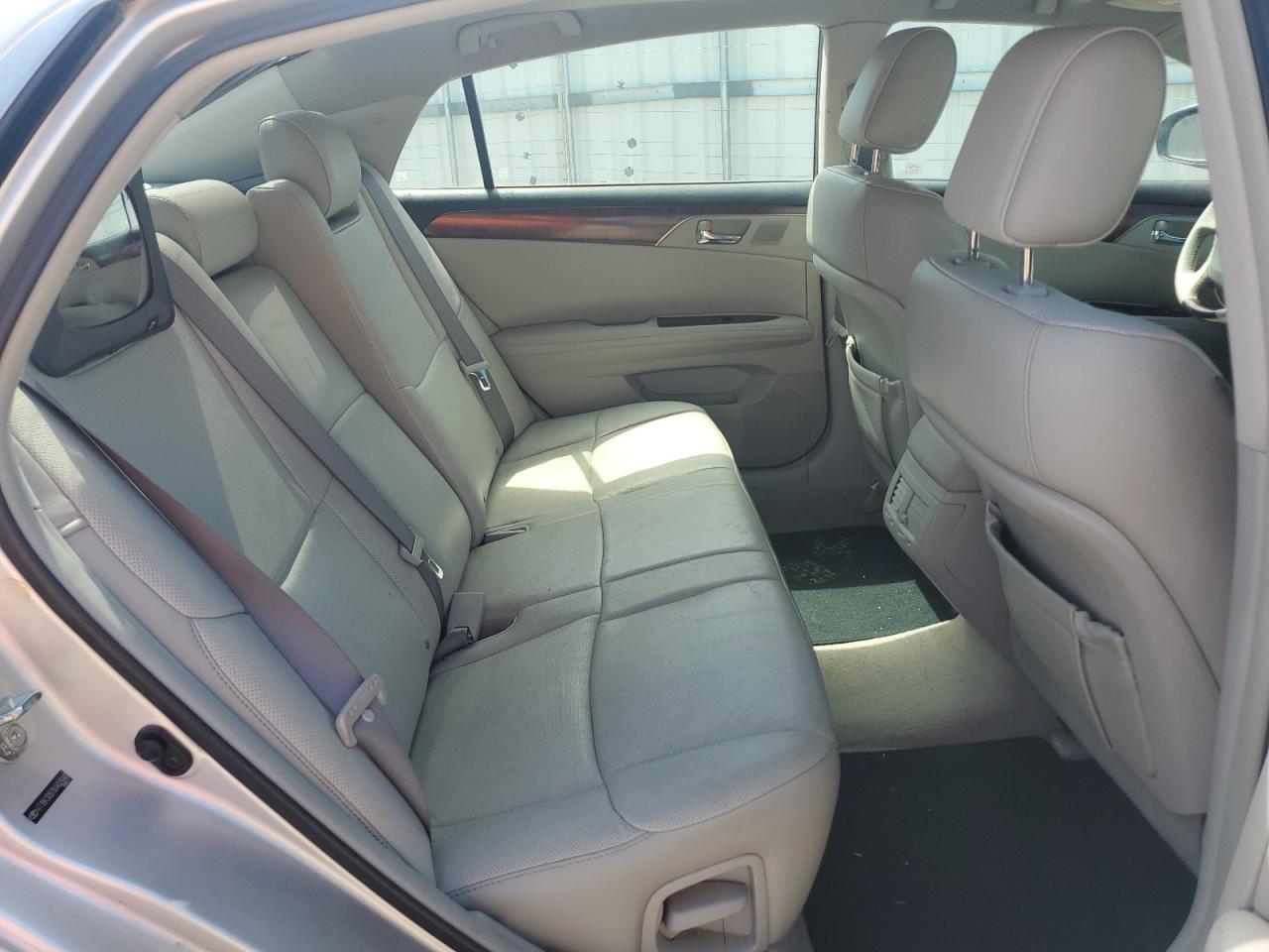 4T1BK3DB7BU402640 2011 Toyota Avalon Base