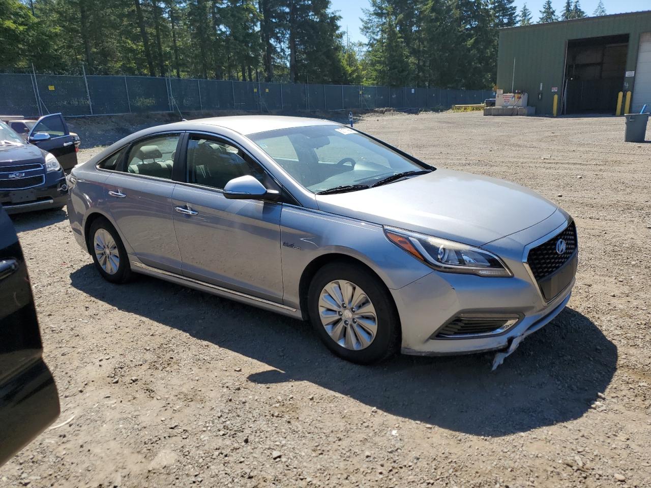 2016 Hyundai Sonata Hybrid vin: KMHE24L10GA013374