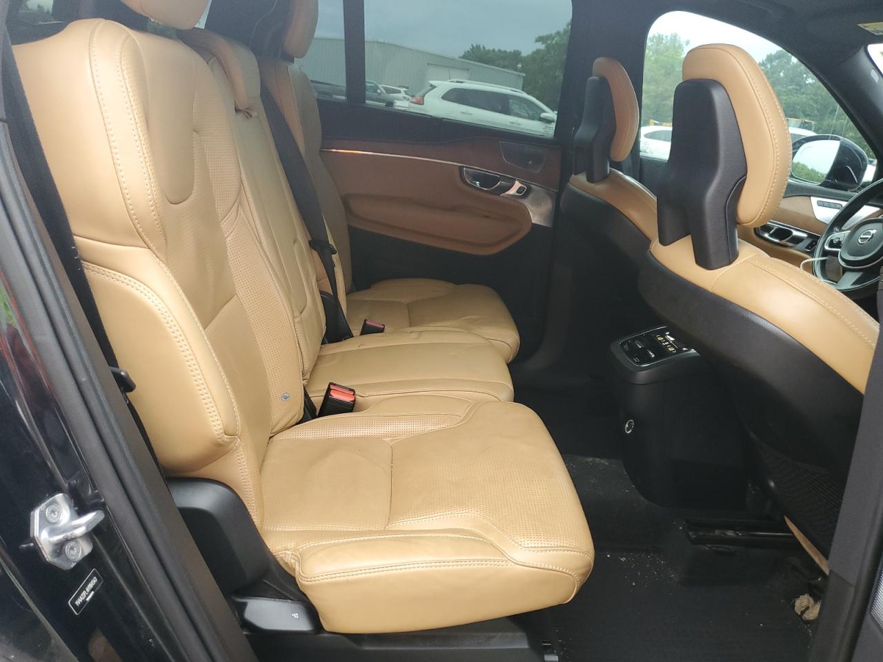 YV4A22PL4H1164543 2017 Volvo Xc90 T6