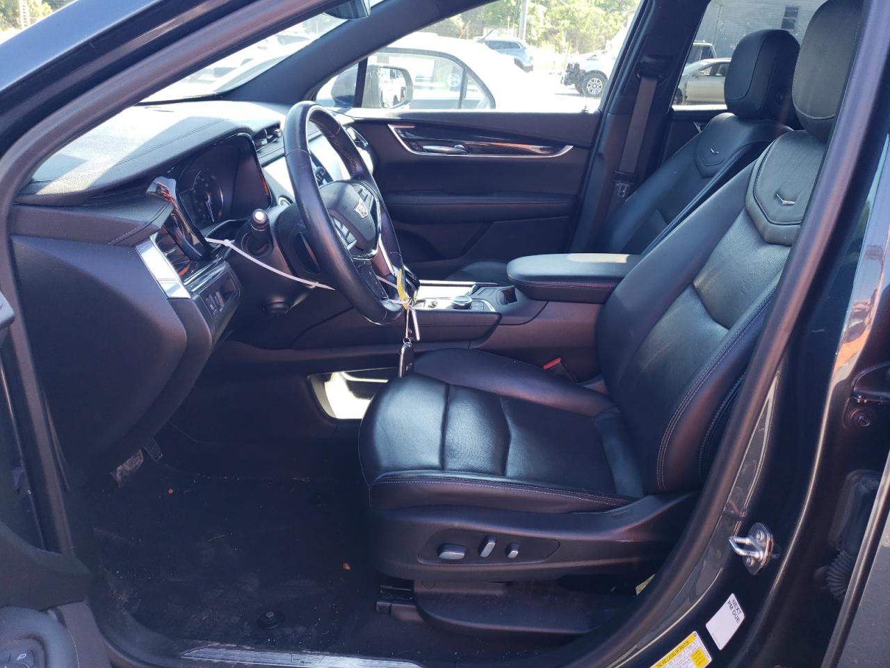 1GYKNDRS7LZ119650 2020 Cadillac Xt5 Premium Luxury