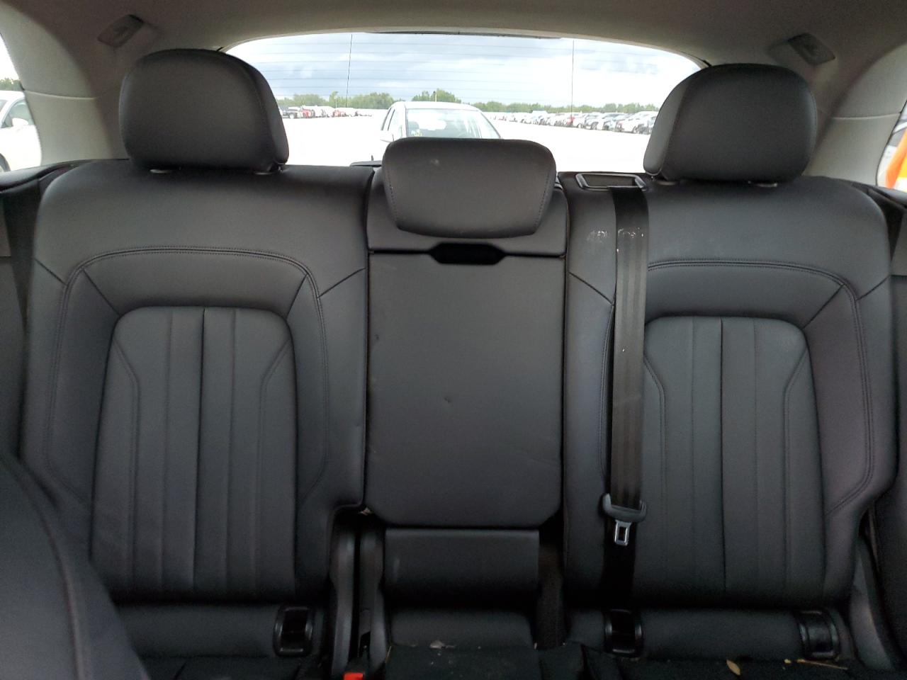 WA1BNAFY6K2048102 2019 Audi Q5 Premium Plus