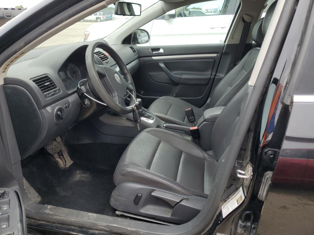 3VWSF71K77M010593 2007 Volkswagen Jetta 2.5 Option Package 1