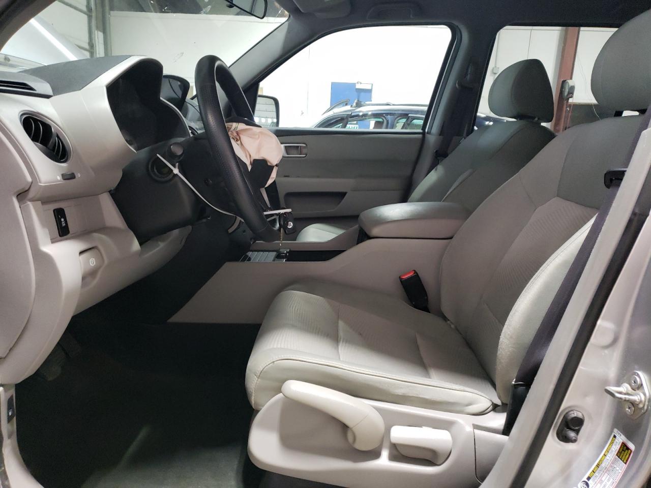 2013 Honda Pilot Lx vin: 5FNYF4H28DB086082