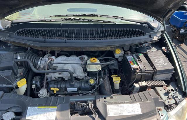 2002 Chrysler Town & Country Limited VIN: 2C8GP64L32R521609 Lot: 63536414