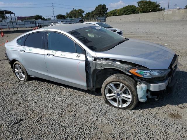 VIN 3FA6P0LU0JR249023 2018 Ford Fusion, Se Hybrid no.4