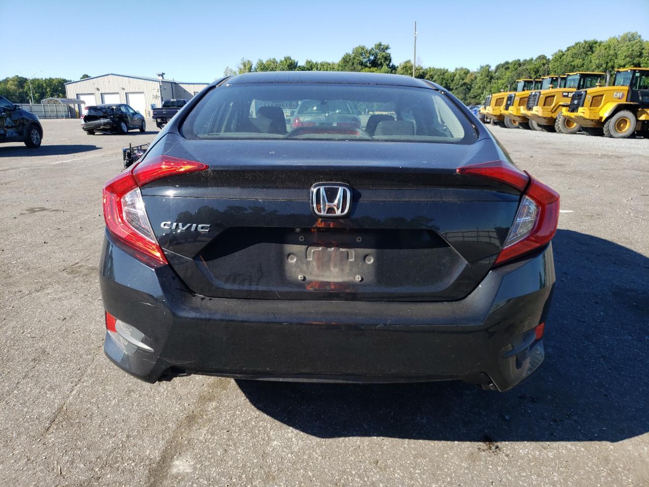 2018 Honda Civic Lx vin: 2HGFC2F55JH605520