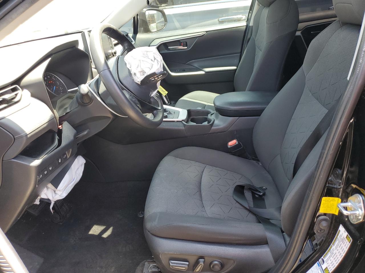 2T3RWRFV9LW059206 2020 Toyota Rav4 Xle