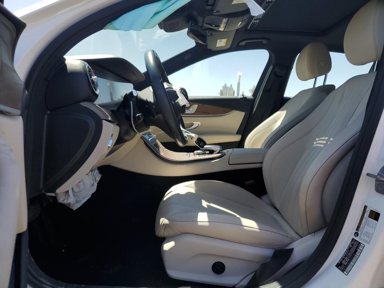 WDDZF4JB2JA325134 2018 Mercedes-Benz E 300