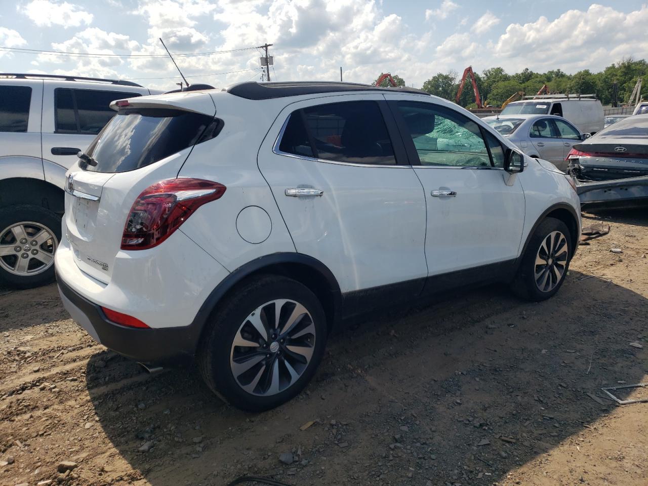 KL4CJGSB4JB672614 2018 Buick Encore Essence