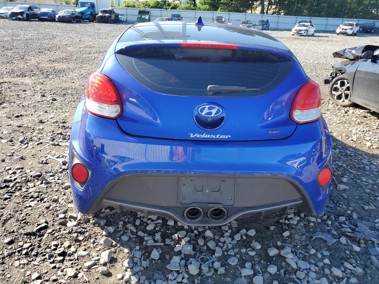 KMHTC6AE5FU222757 2015 Hyundai Veloster Turbo