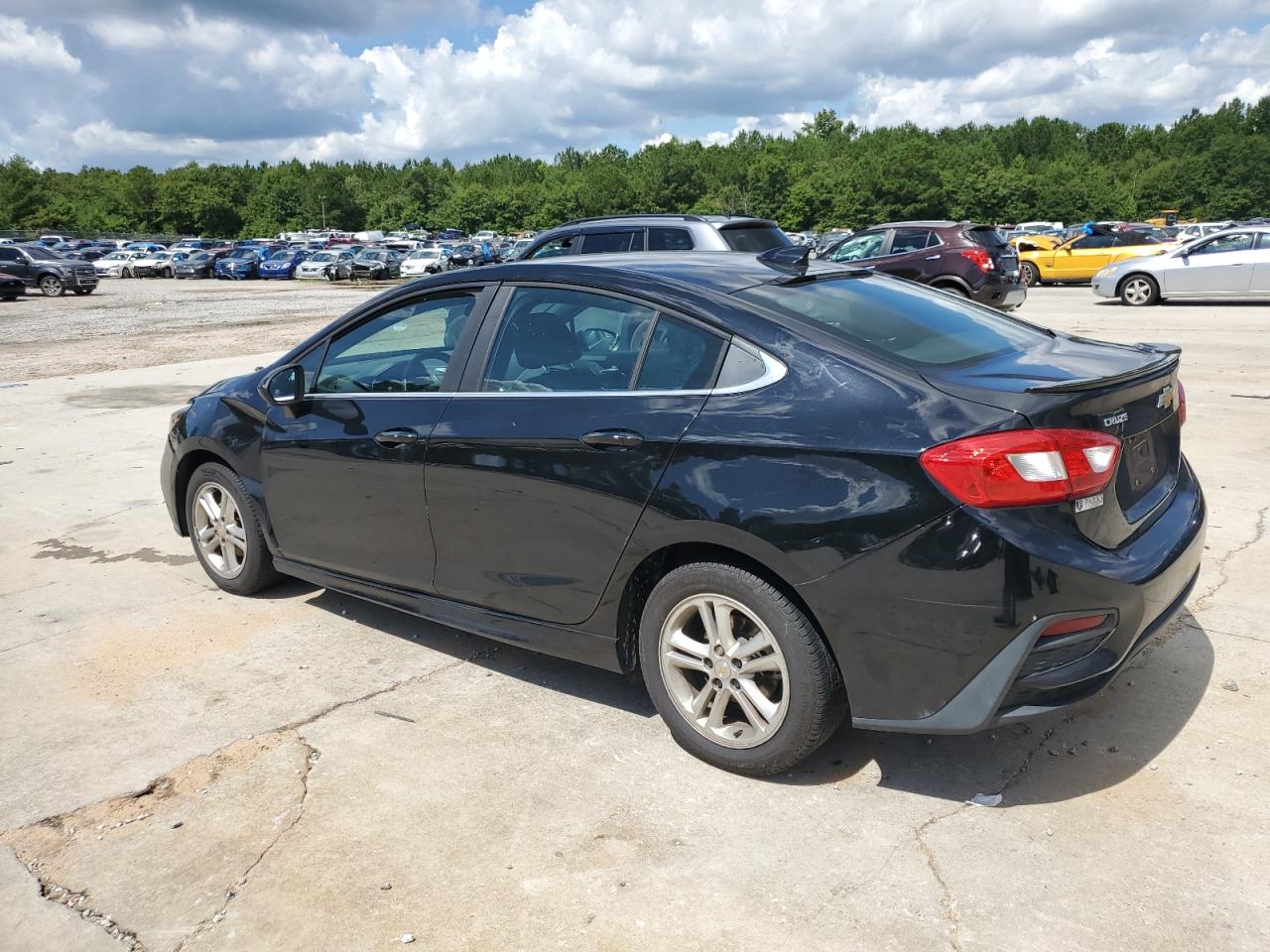 Lot #3030439457 2017 CHEVROLET CRUZE LT