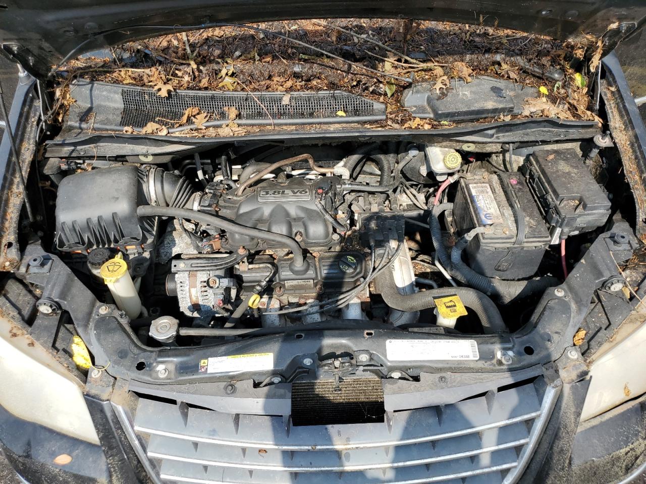 2A4RR5D19AR273646 2010 Chrysler Town & Country Touring