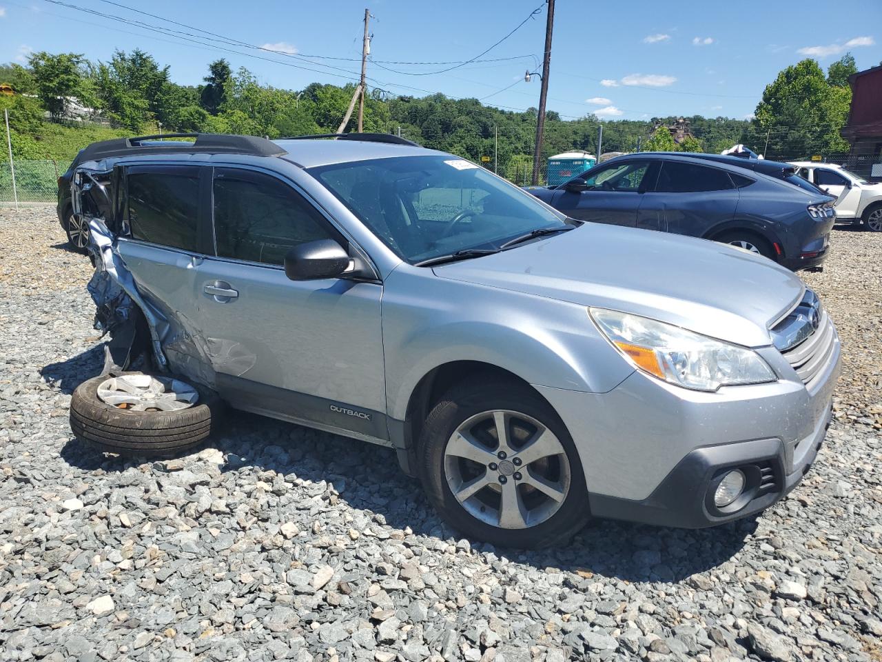 4S4BRBAC5E3327773 2014 Subaru Outback 2.5I