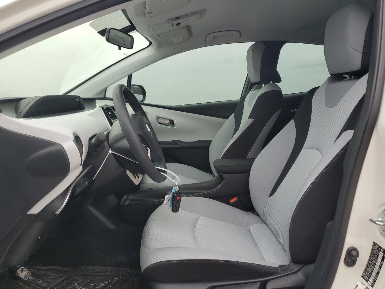 JTDKARFU3G3516219 2016 Toyota Prius