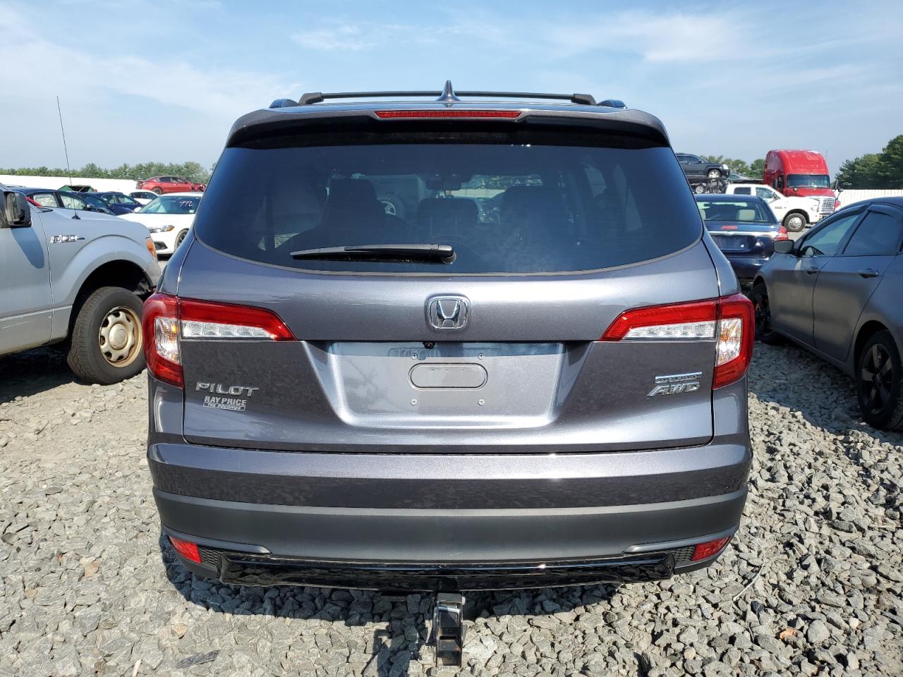 5FNYF6H28NB064905 2022 Honda Pilot Se