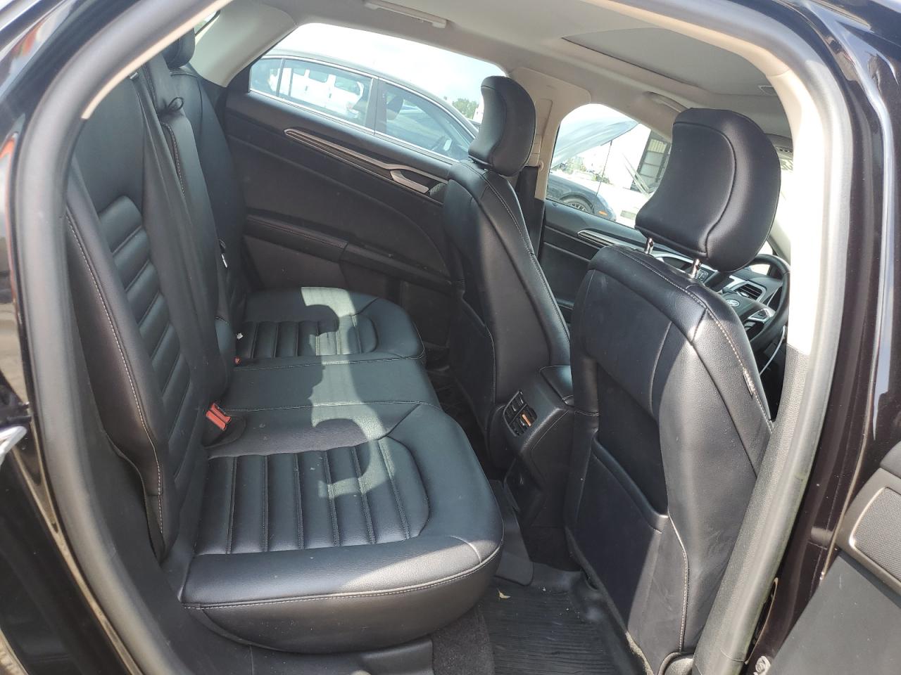 3FA6P0E99KR133202 2019 Ford Fusion Sel