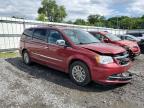 CHRYSLER TOWN & COU photo