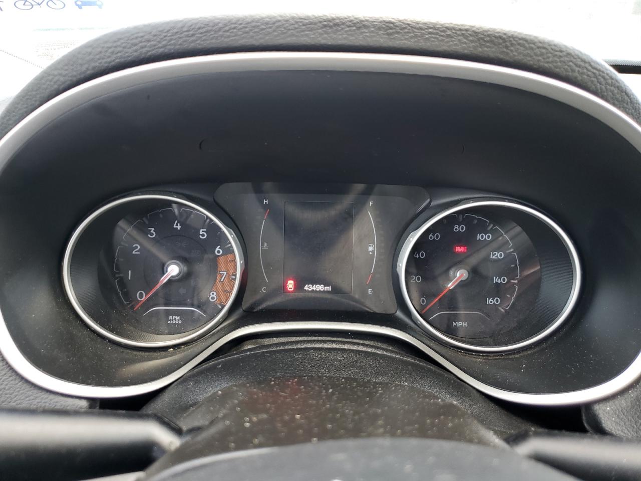 3C4NJDBB4KT670049 2019 Jeep Compass Latitude