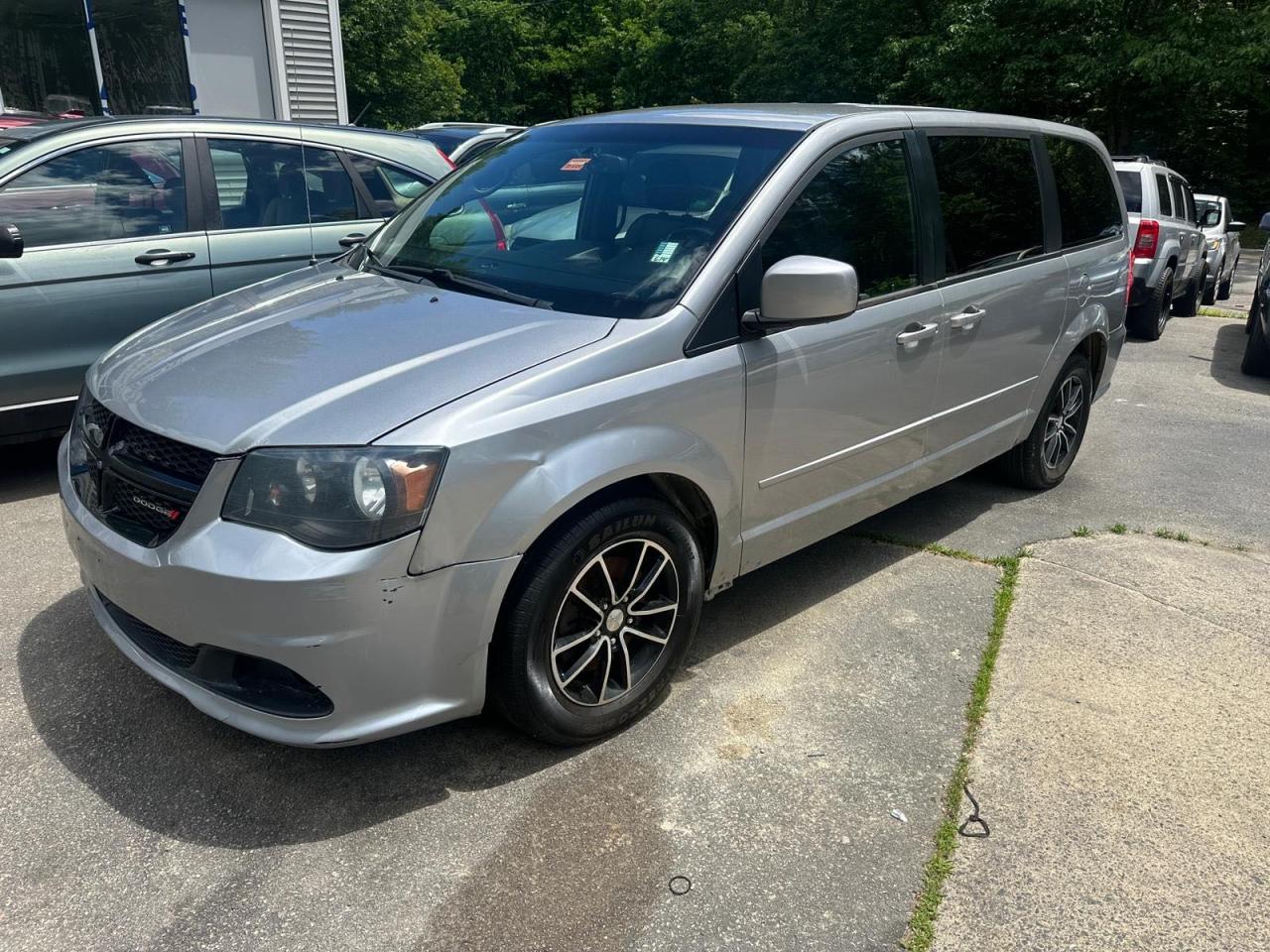 2015 Dodge Grand Caravan Sxt vin: 2C4RDGCG2FR653280