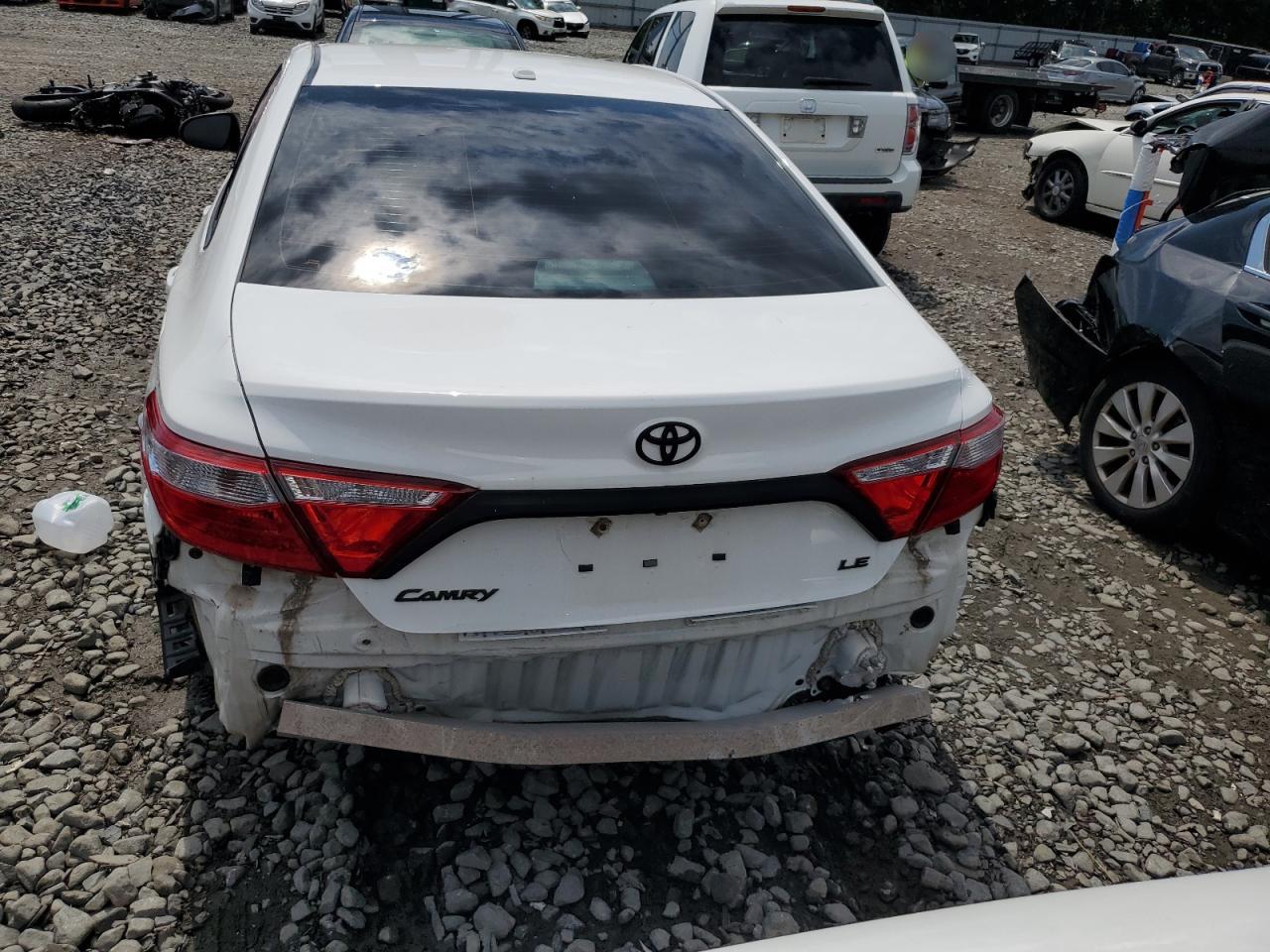 Lot #2758619555 2016 TOYOTA CAMRY LE