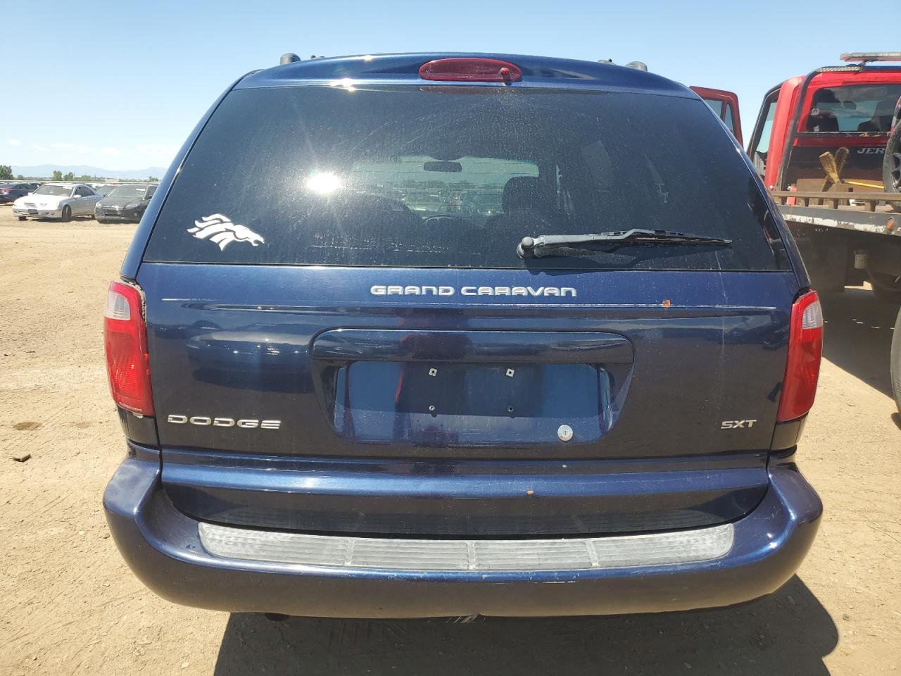 2D4GP44L95R361393 2005 Dodge Grand Caravan Sxt