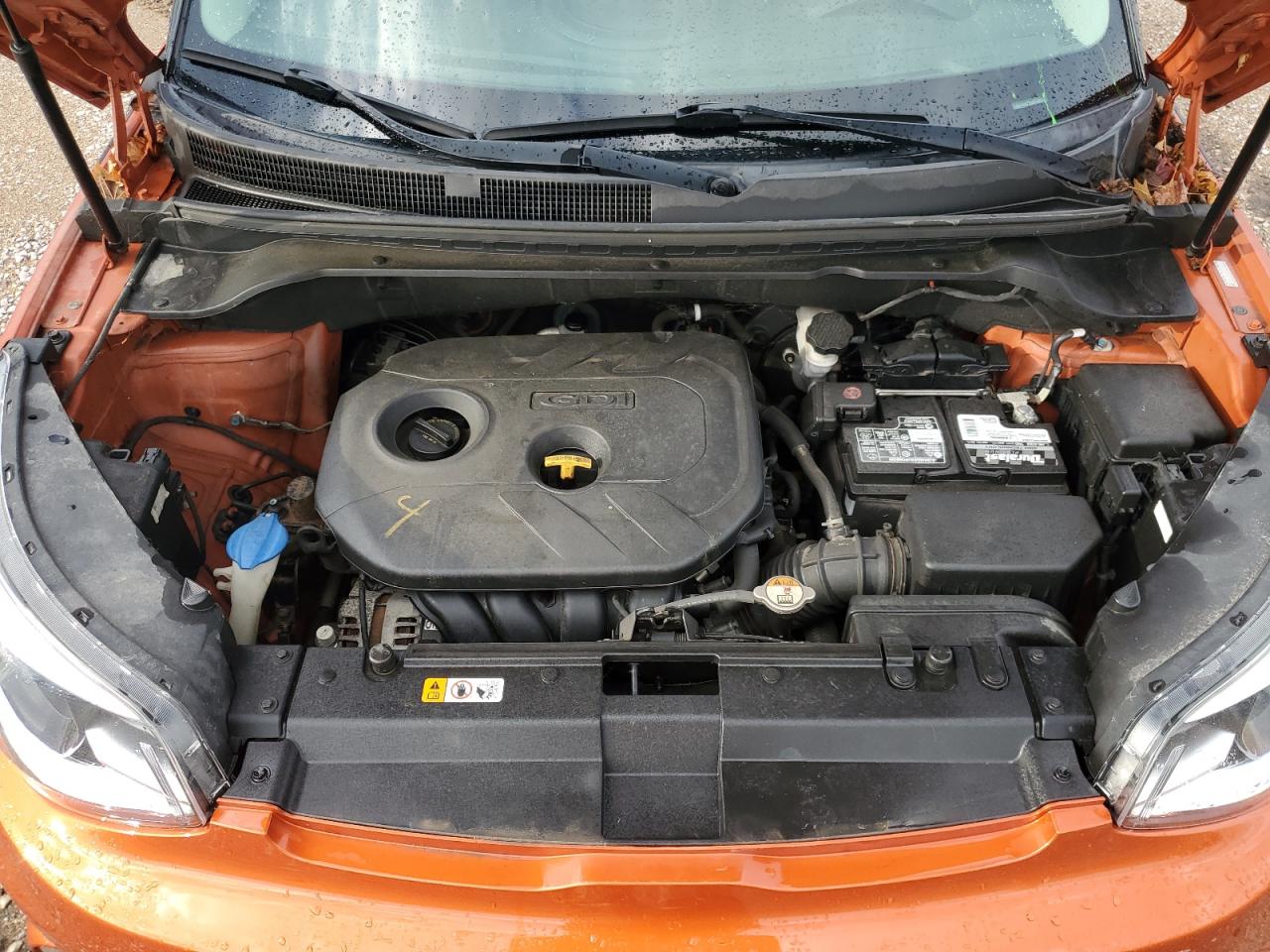 KNDJP3A55J7587137 2018 Kia Soul +