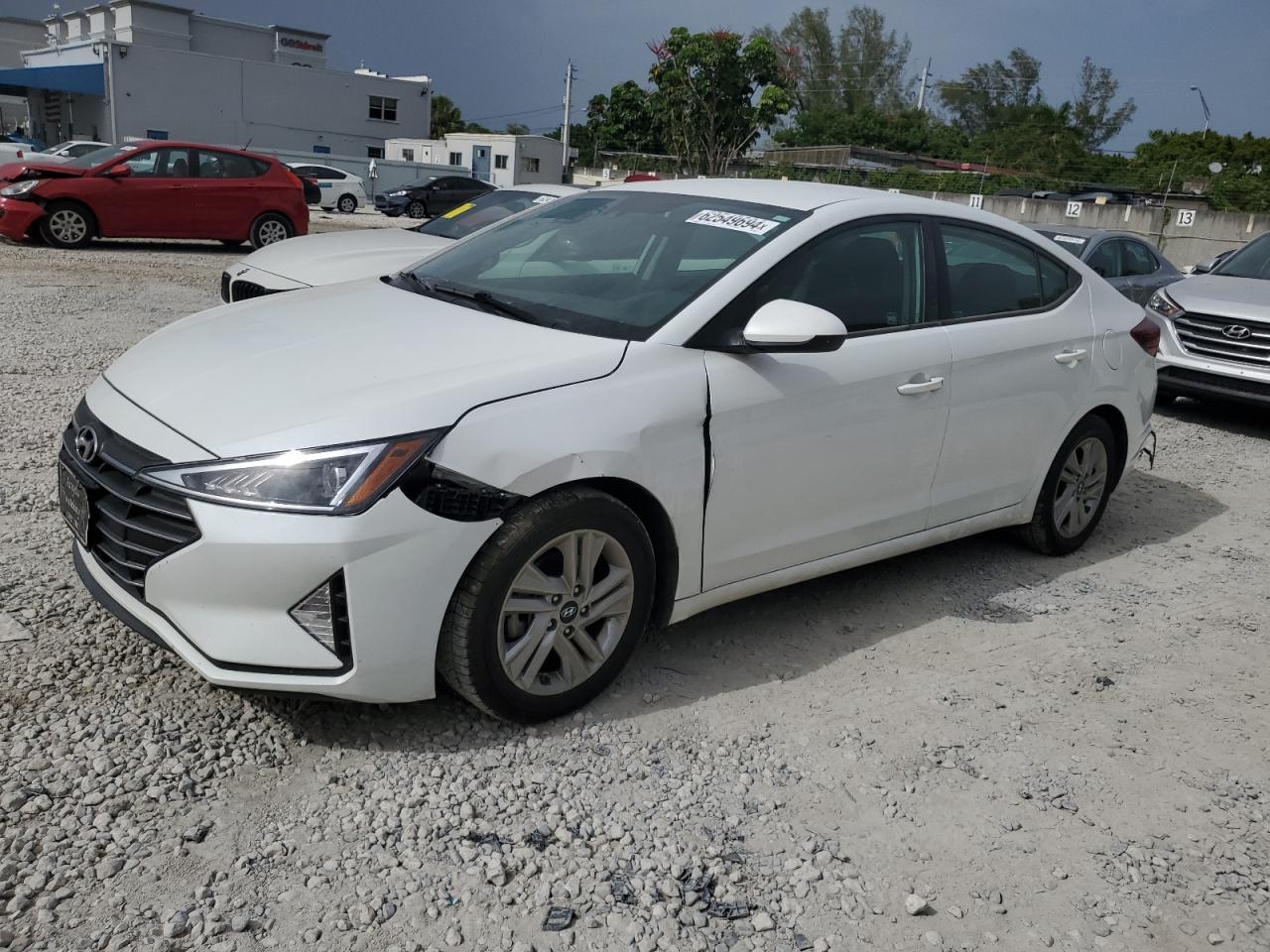 2020 Hyundai Elantra Sel vin: 5NPD84LF2LH569375