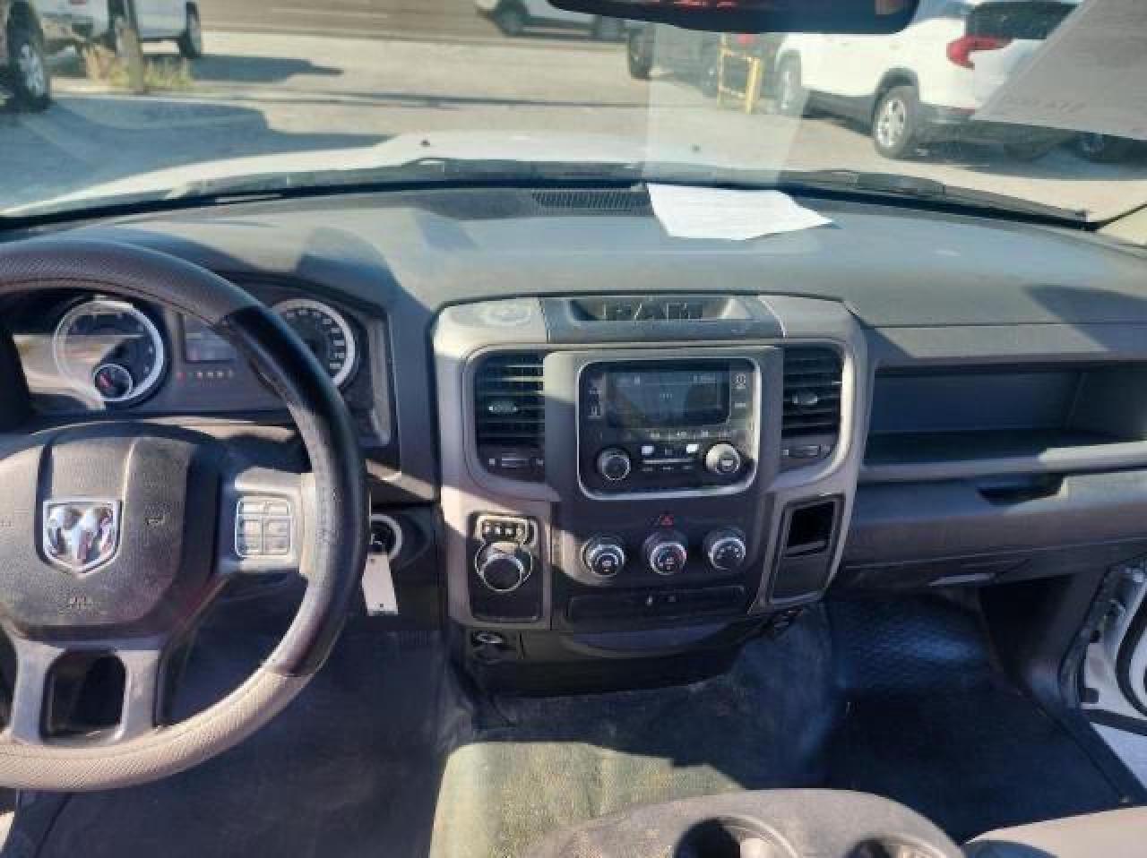 2019 Ram 1500 Classic Tradesman vin: 3C6JR6AG1KG584472