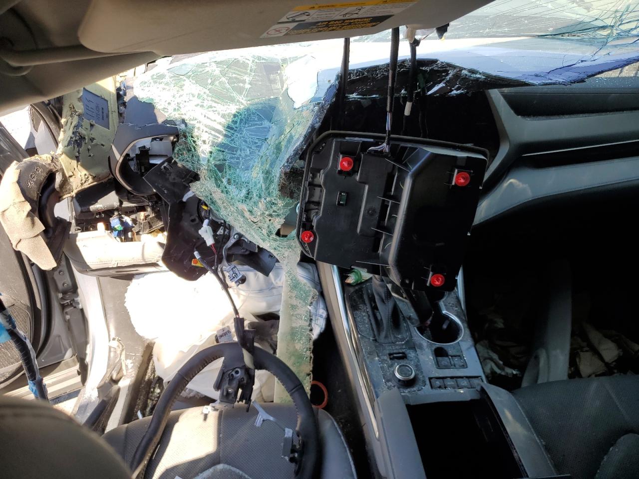 5TDDZRBH6NS212209 2022 Toyota Highlander Limited