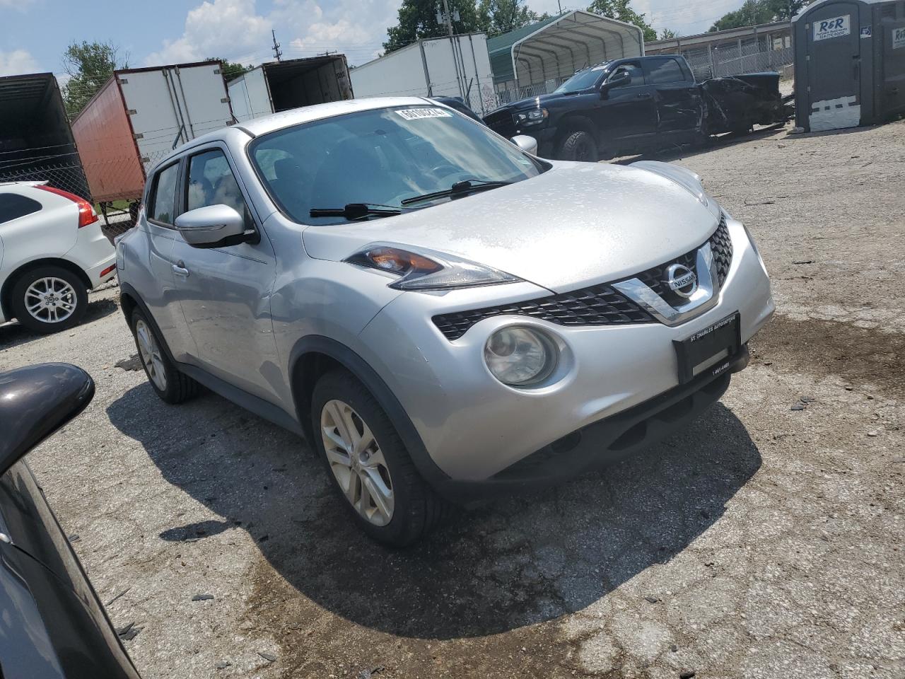 2015 Nissan Juke S vin: JN8AF5MR6FT501351