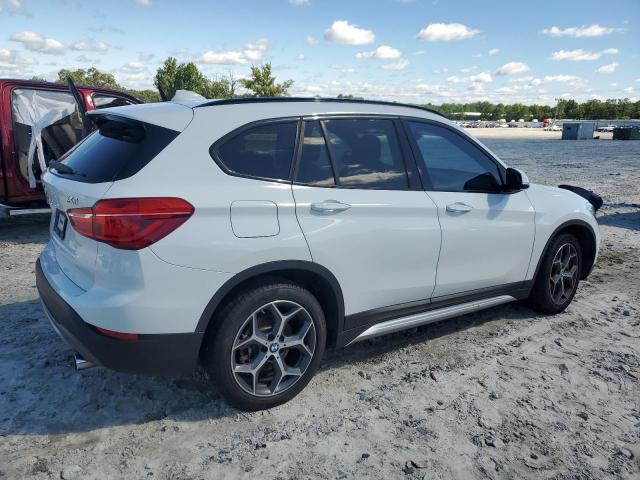  BMW X1 2017 Белый