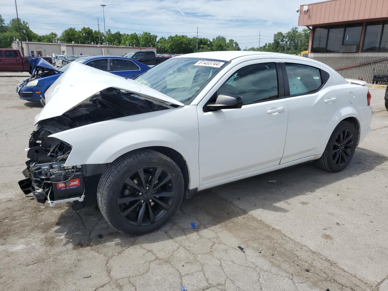  Salvage Dodge Avenger