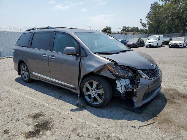 VIN 5TDXK3DC6FS601319 2015 Toyota Sienna, Sport no.4