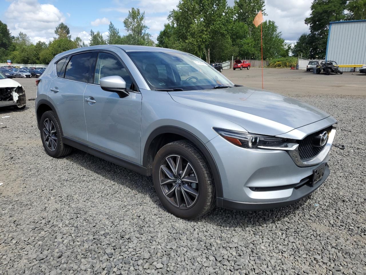 2017 Mazda Cx-5 Grand Touring vin: JM3KFBDL7H0205339