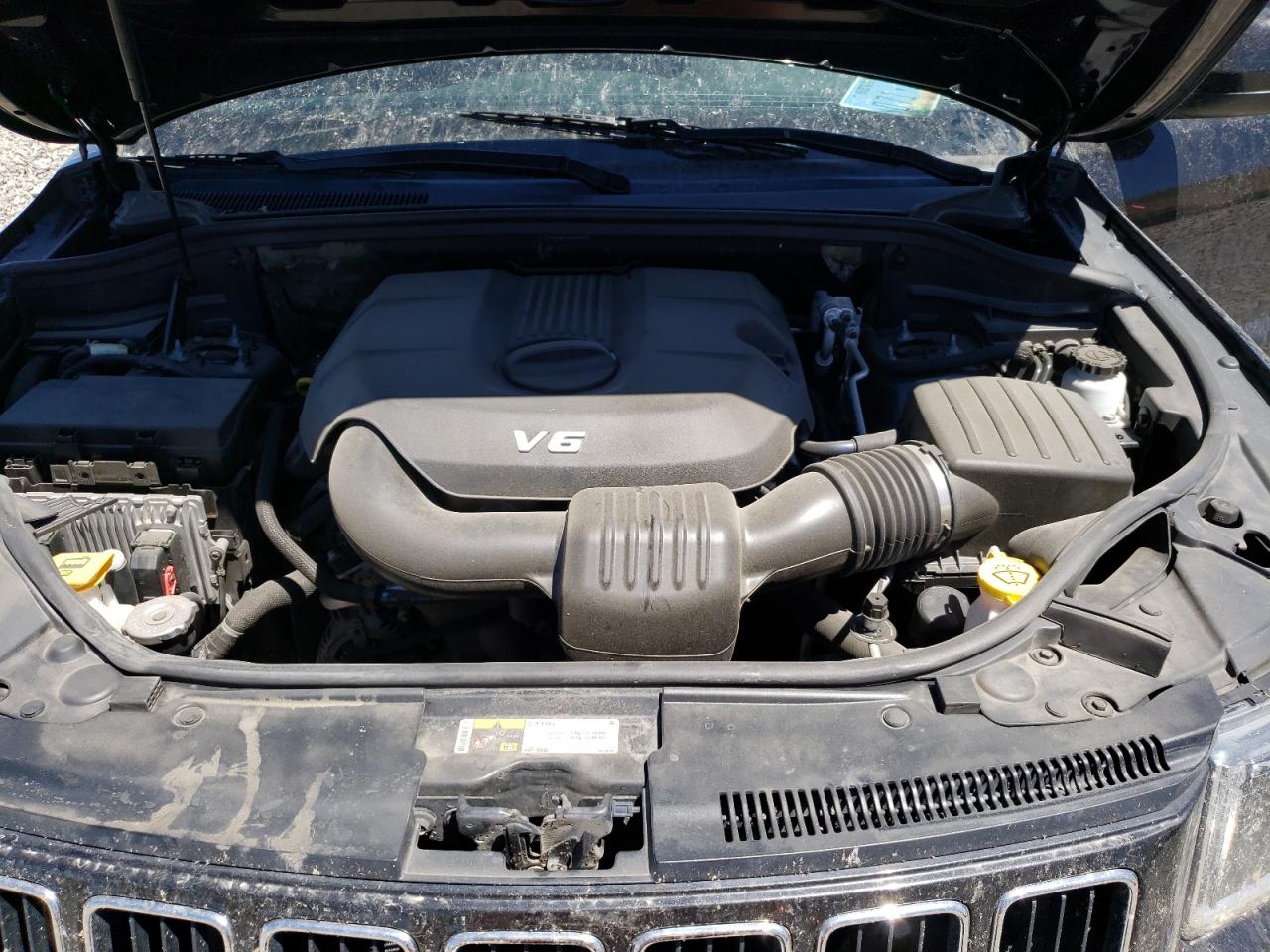 1C4RJFAG2EC446935 2014 Jeep Grand Cherokee Laredo