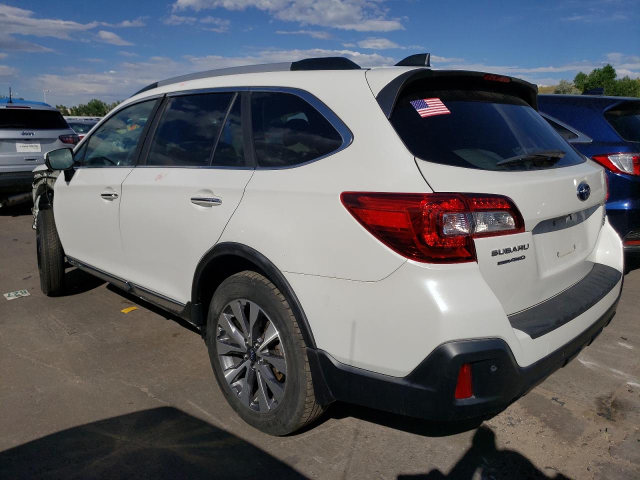 2019 Subaru Outback Touring vin: 4S4BSETC6K3243704