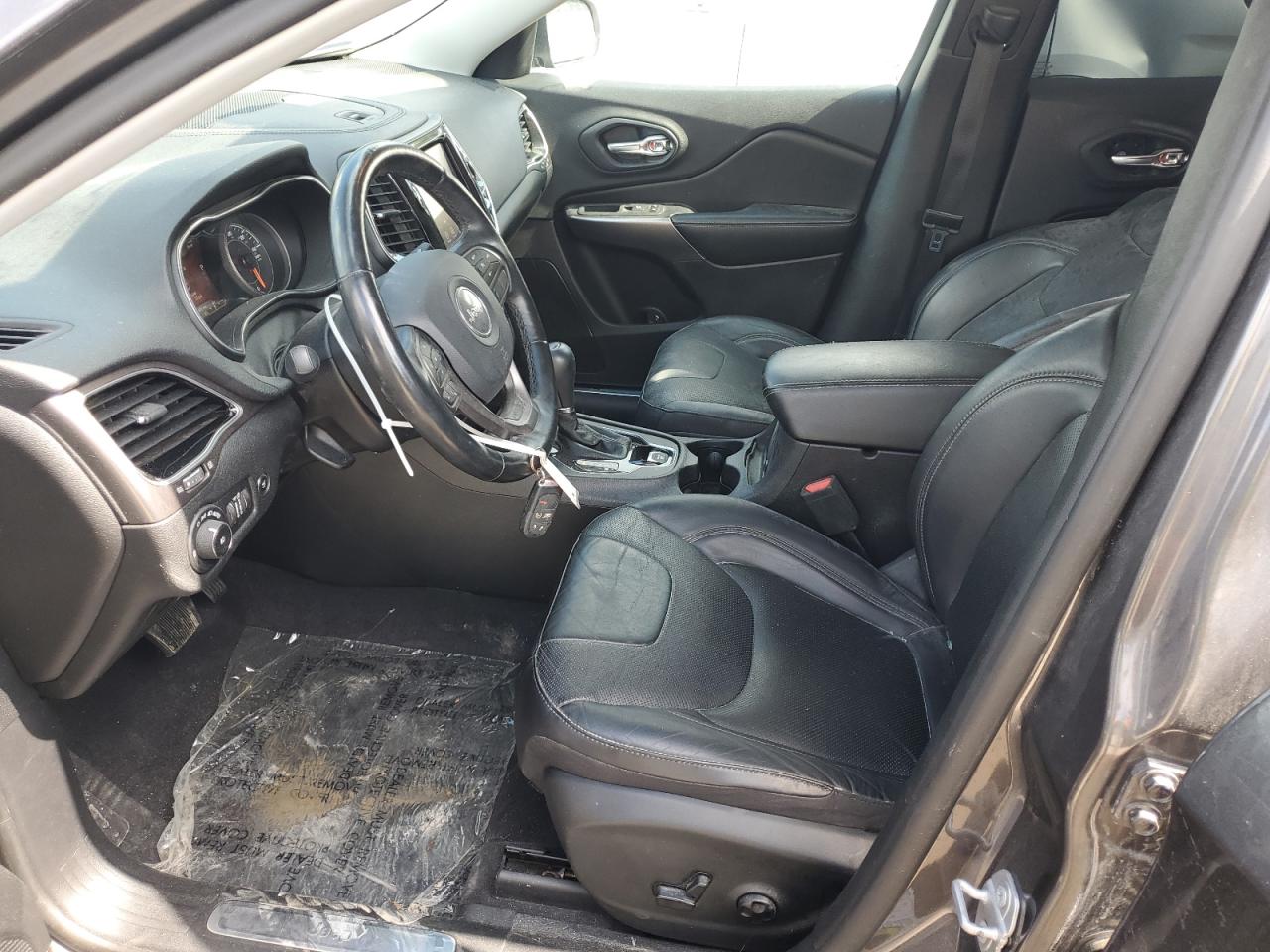 1C4PJLDB1KD438563 2019 Jeep Cherokee Limited