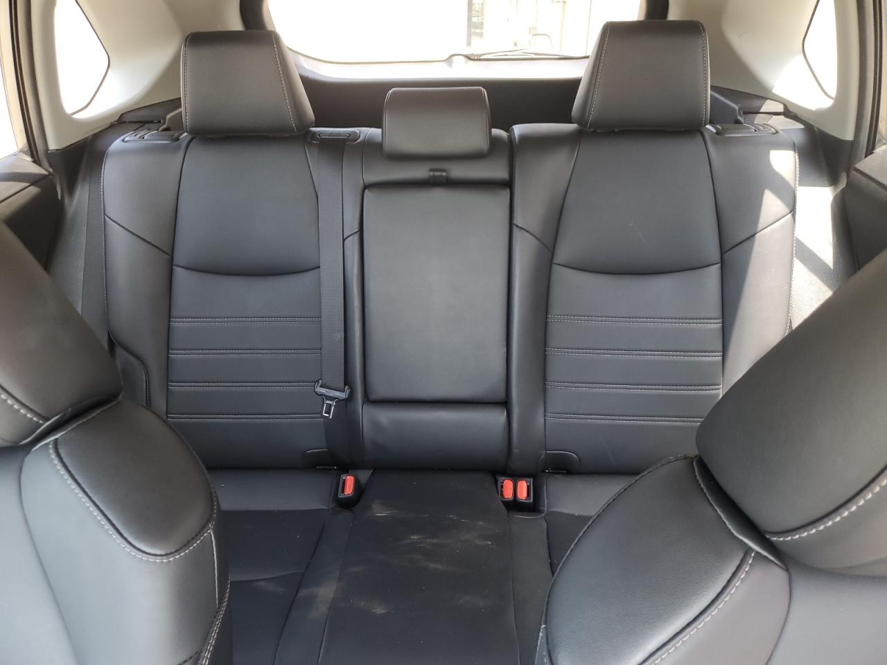 2T3C1RFV2NC210203 2022 Toyota Rav4 Xle Premium