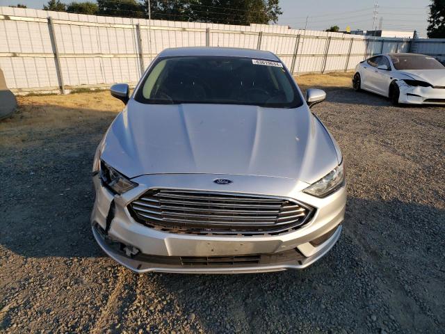 VIN 3FA6P0LU9HR315983 2017 Ford Fusion, Se Hybrid no.5