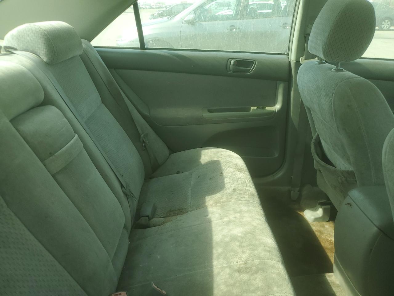 4T1BE32K74U891960 2004 Toyota Camry Le