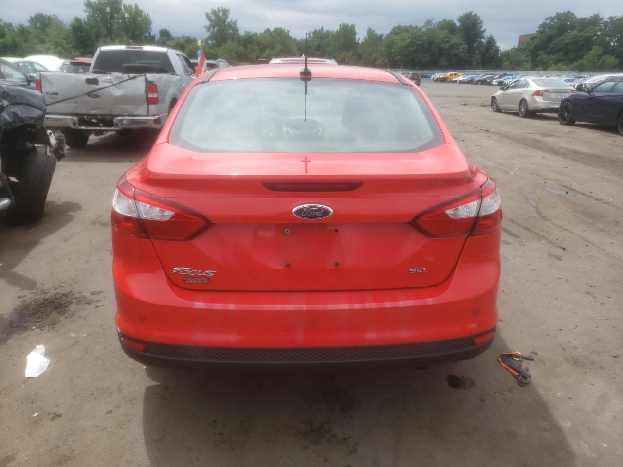 2012 Ford Focus Sel vin: 1FAHP3H22CL315574